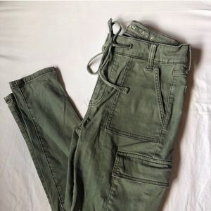AE skinny cargo pants